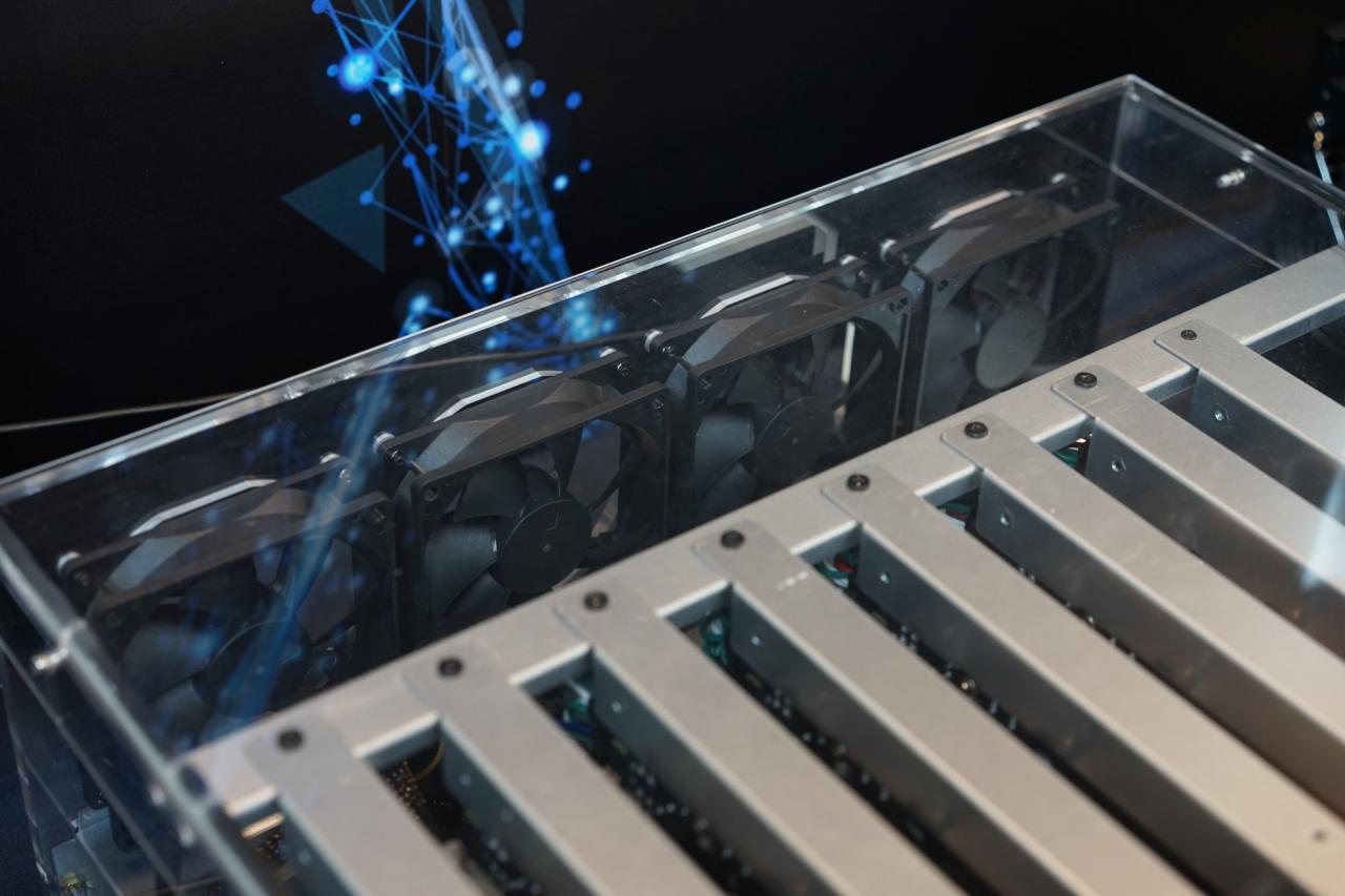 [07/06/2018] Computex-Kuriosität: Sapphire baut Dual-RX-470 für Miner (4)