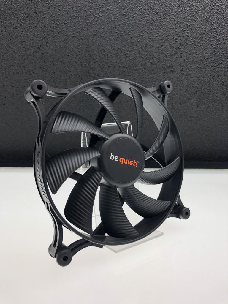 [07/06/2018] Computex 2018: Be Quiet zeigt Gehäuse-Update Dark Base Pro 900 und Lüfter Shadow Wings 2 (3)
