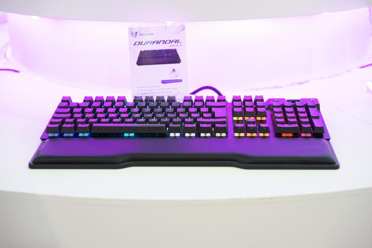 [18/06/2018] Tesoro Durandal Gen X: Schlichte Flaggschiff-Tastatur mit Cherry MX Speed Silver RGB (1)