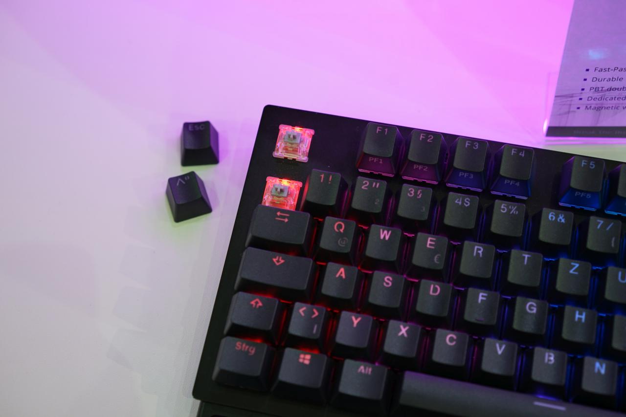 [18/06/2018] Tesoro Durandal Gen X: Schlichte Flaggschiff-Tastatur mit Cherry MX Speed Silver RGB (3)