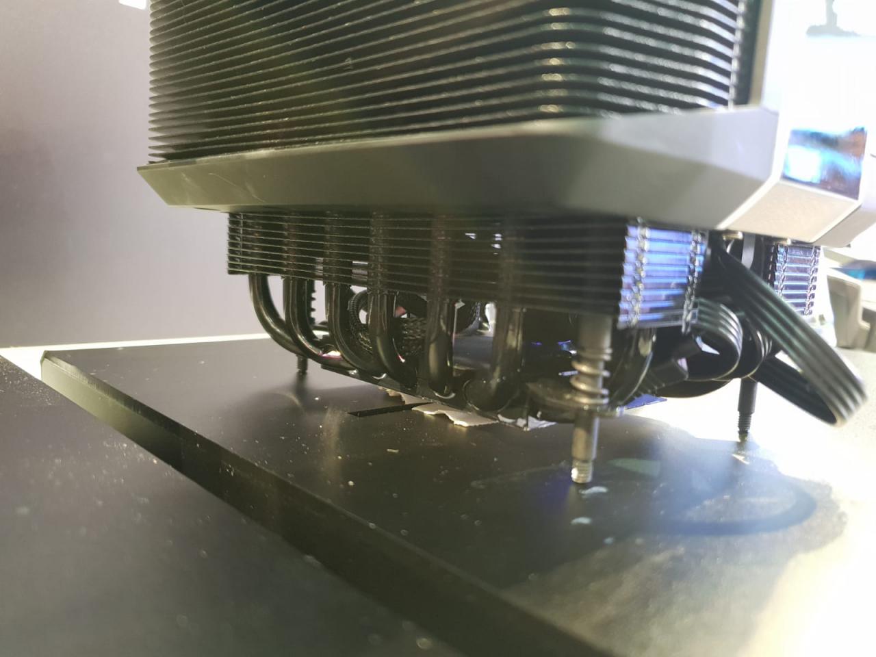 [06/06/2018] Cooler Master Threadripper CPU-Kühler (2)