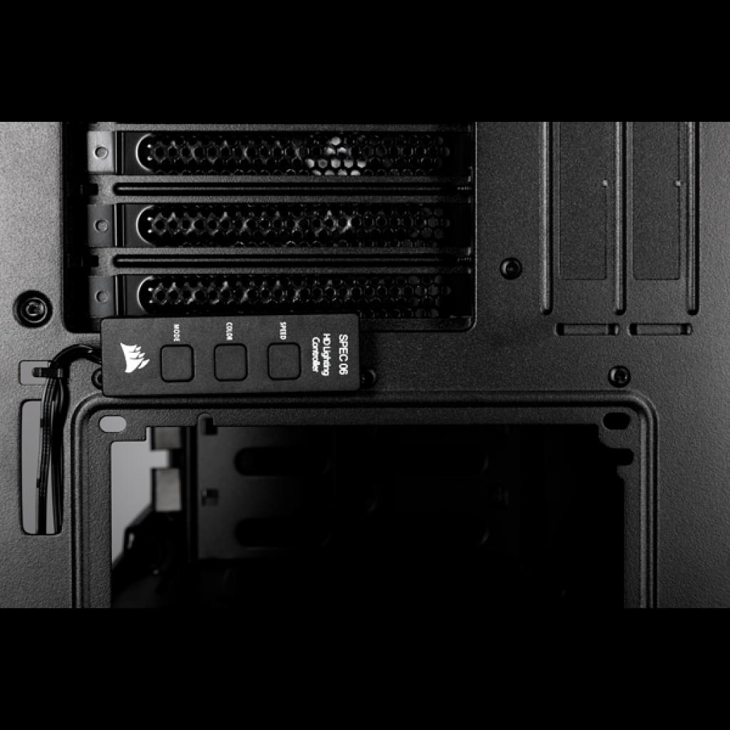 [21/07/2018] Carbide Series SPEC-06 RGB: Neuer MId-Tower mit RGB-Beleuchtung (13)