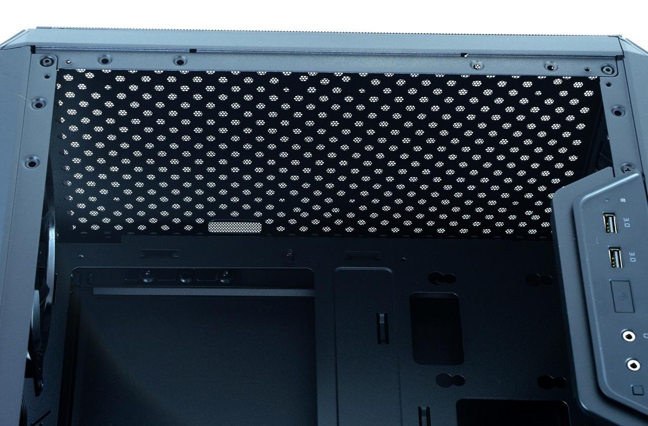 [31/07/2018] Cooler Master Masterbox Q300L/Q300P (18)
