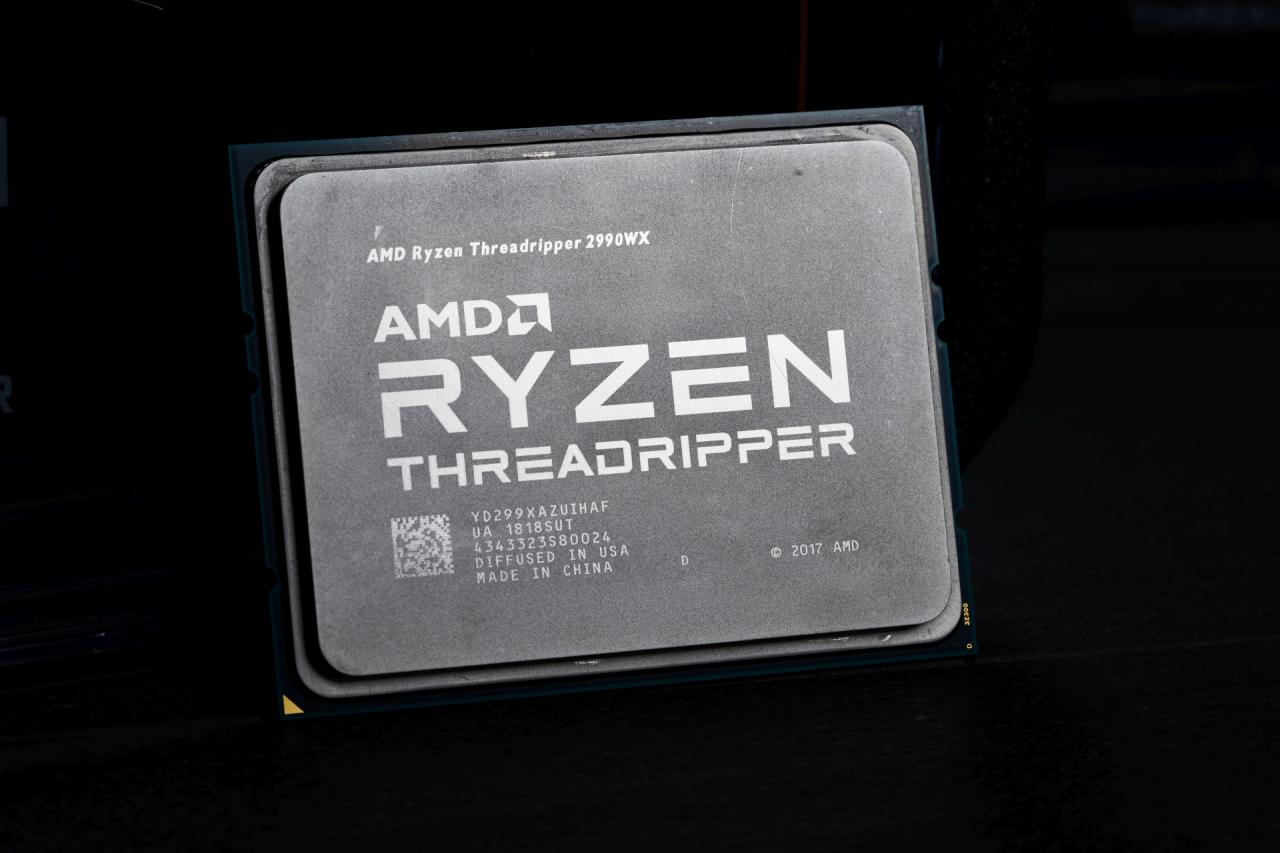 [03/08/2018] Neu im Testlabor: Ryzen Threadripper 2990WX & 2950X - Test folgt (9)