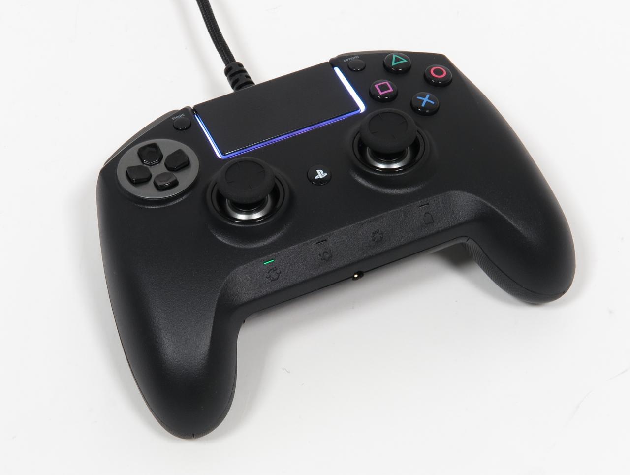 [29/08/2018] Razer Raiju Ultimate: Razers neuer PS4-Edelcontroller mit PC-Unterstützung Probe gespielt (3)
