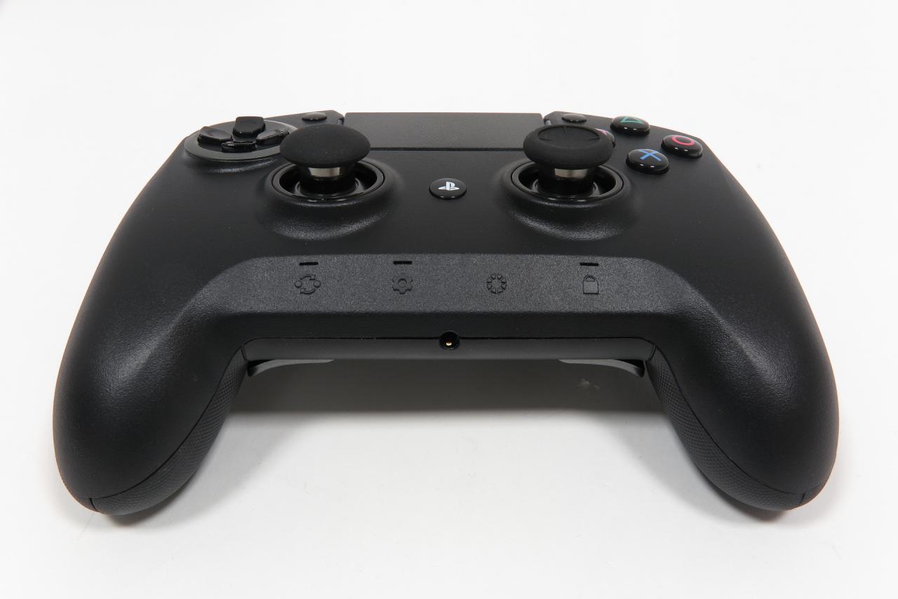 <strong>Razer Raiju Ultimate:</strong> Razers neuer PS4-Edelcontroller mit PC-Unterstützung Probe gespielt (16)