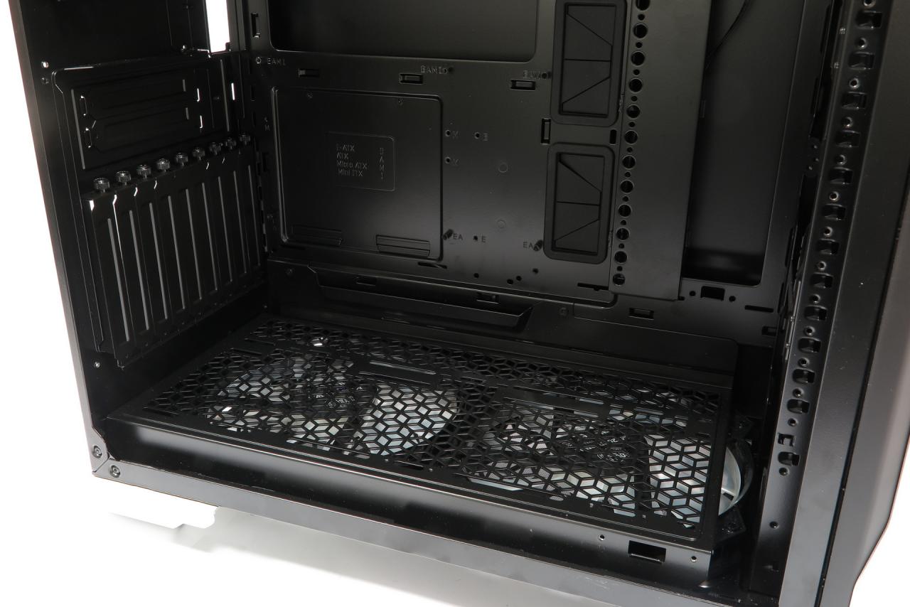 Cooler Master Mastercase SL600M: Was leistet das Designerst&uuml;ck mit viel Alu und Spezialausstattung? (8)