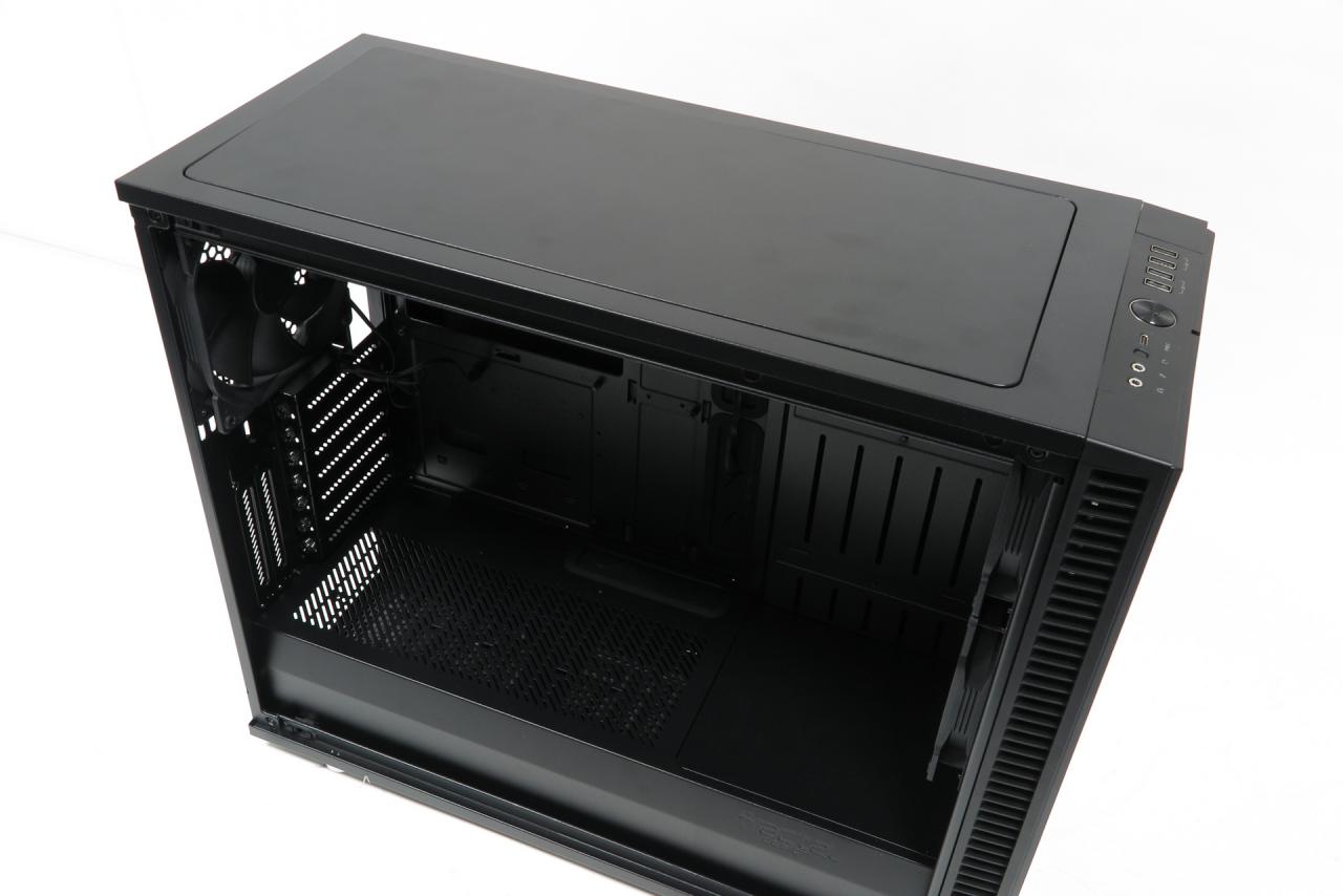 <strong>Fractal Design Define S2 im Test</strong>: Mehr als nur ein Define-S-Nachfolger mit verbesserter Ausstattung? (18)