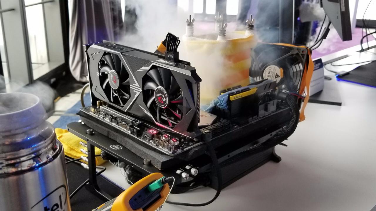 [09/10/2018] Intel Core i9-9900K: Erste OC-Versuche reichen bis 7 GHz (1)
