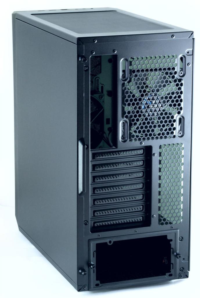 [18/10/2018] Fractal Design Meshify C (5)