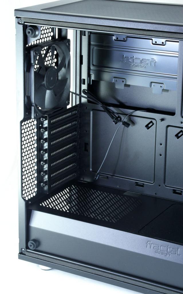 [18/10/2018] Fractal Design Meshify C (18)