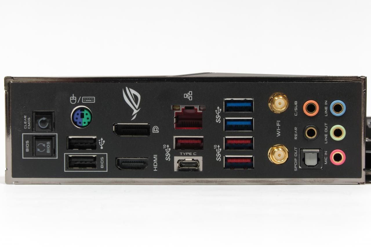 [05/11/2018] Asus Maximus XI Hero (Wi-Fi): I/O-Panel