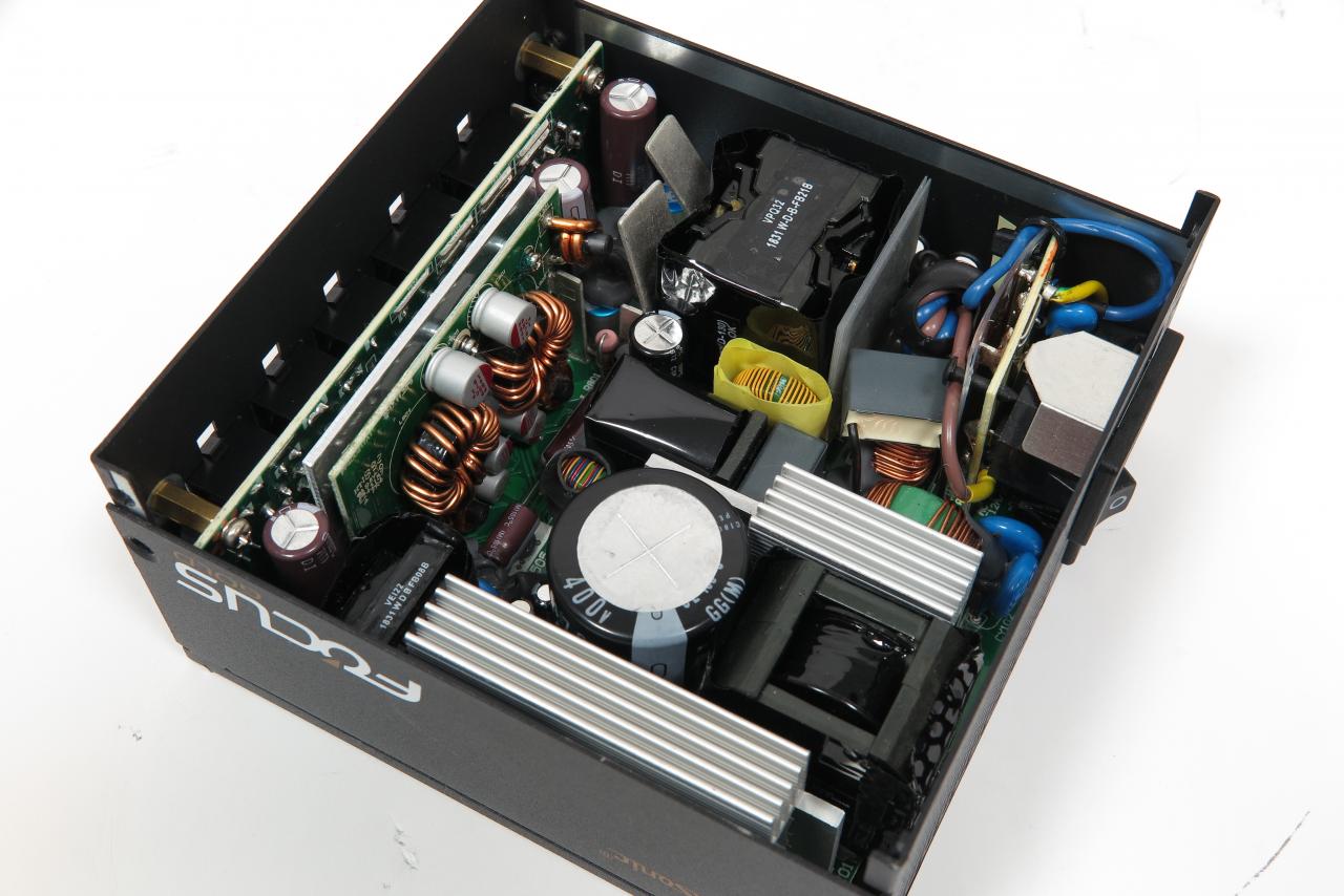 [14/12/2018] Seasonic Focus SGX-650 (2)