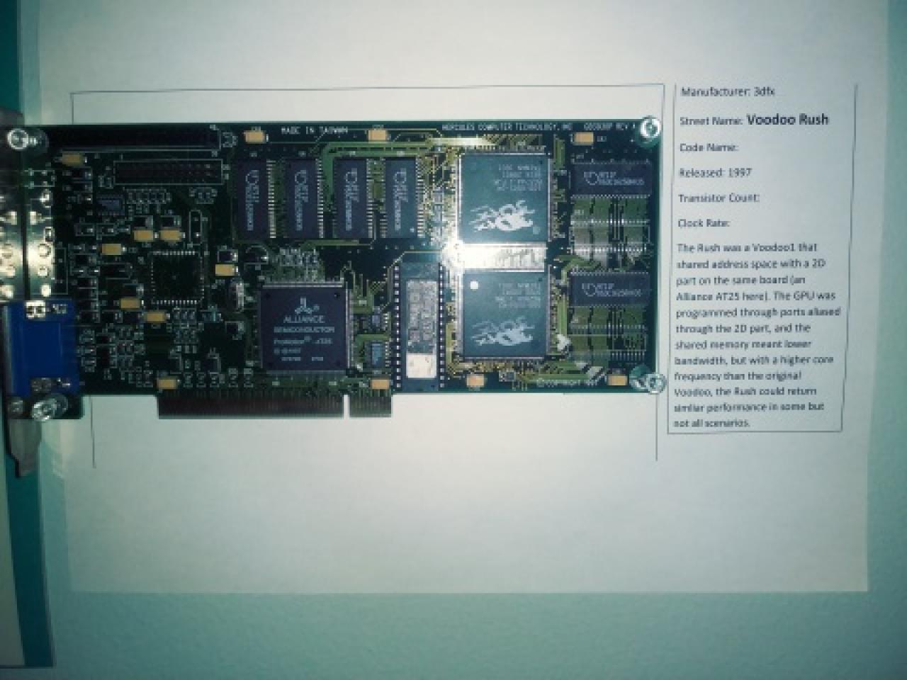 [09/01/2019] 402 GPUs an der Wand: 3dfx Voodoo Rush