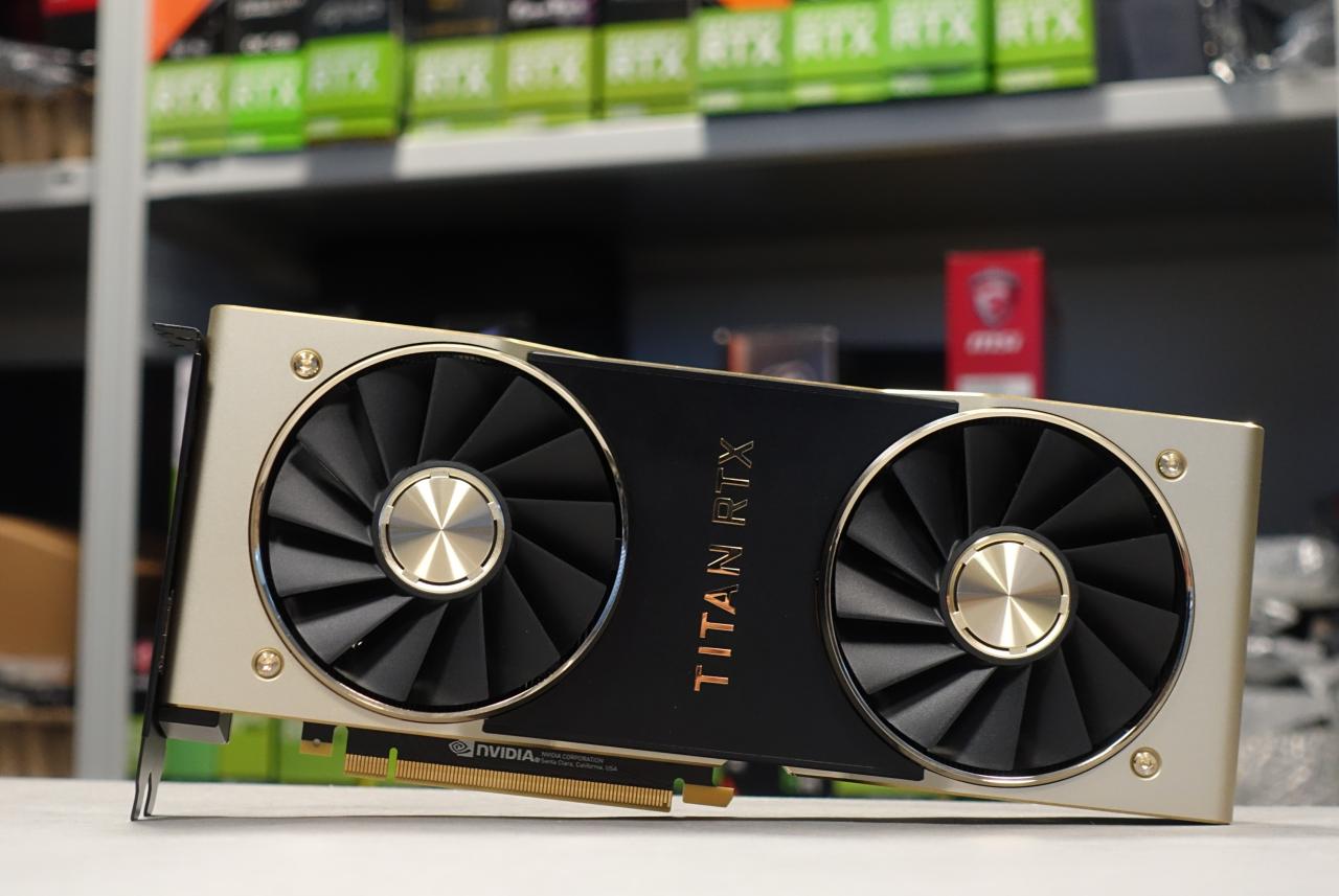 [28/01/2019] Mifcom Blackbox mit Titan RTX im Test
