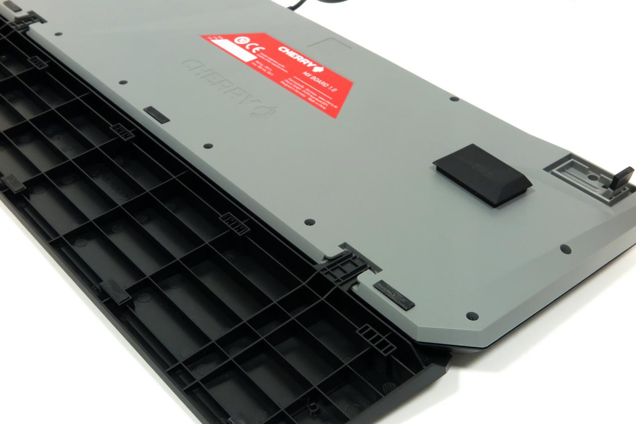 <strong>Cherry MX Board 1.0</strong>: Cherrys neues, spieletaugliches MX Board für Vielschreiber im Test (11)