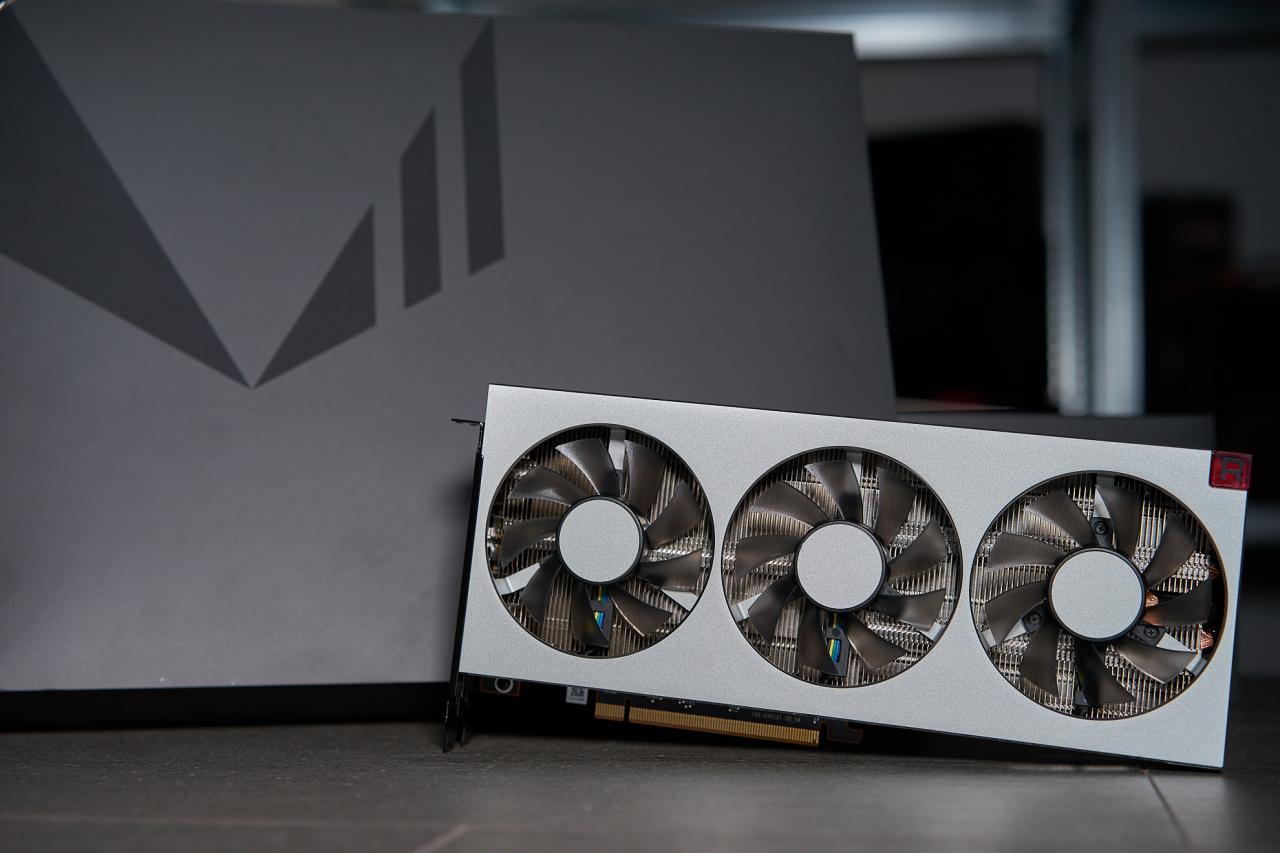 [04/02/2019] Radeon VII: AMDs GPU-Topmodell im PCGH-Testlabor (3)