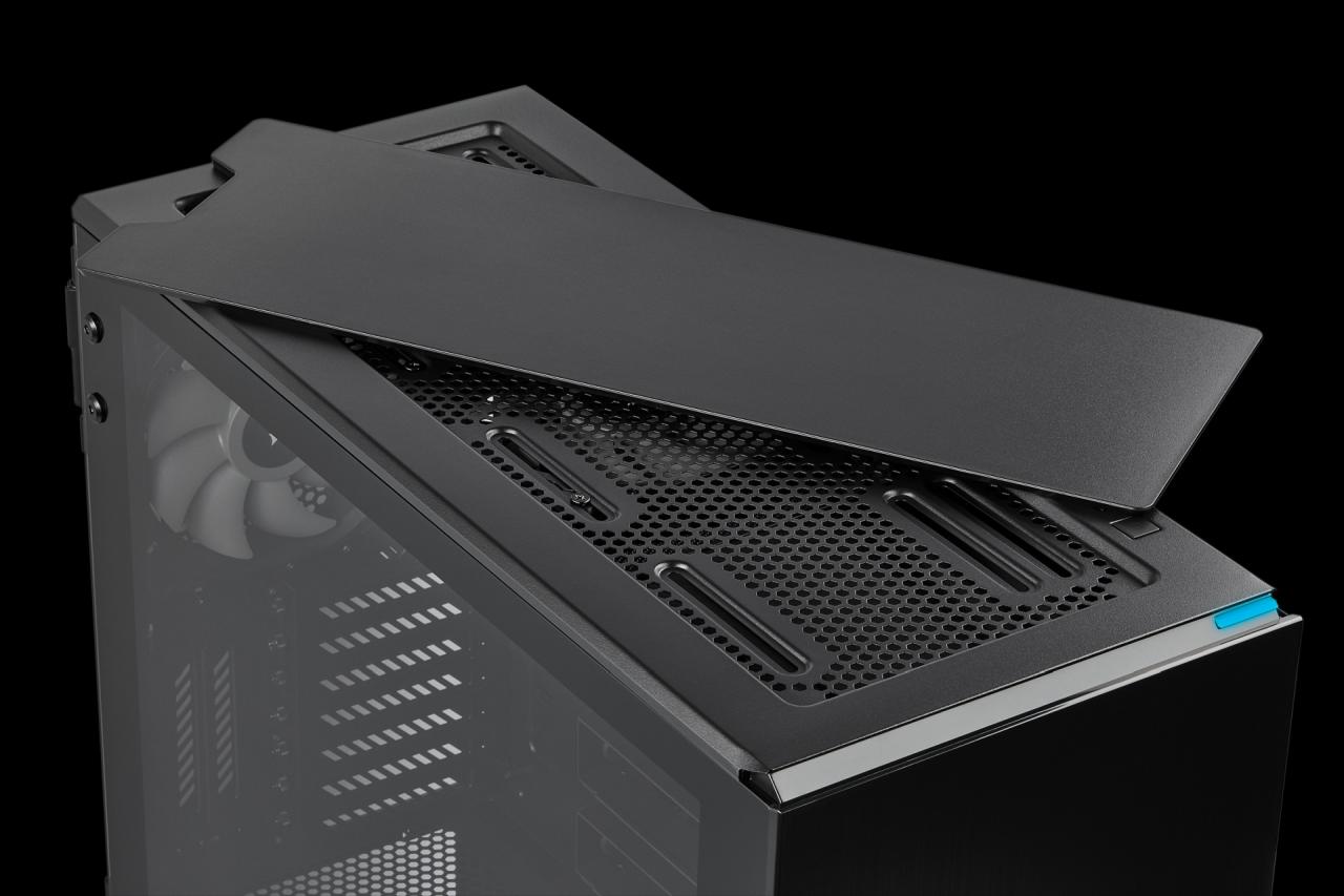 [12/03/2019] Corsair Carbide 678C: 5,25-Zoll-Schacht, Dämmung, Fronttür, Hartglas und USB 3.1 kombiniert (10)