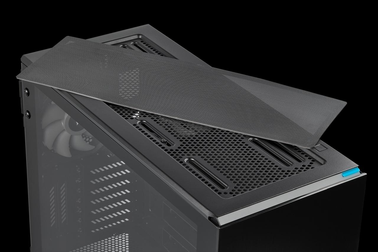 [12/03/2019] Corsair Carbide 678C: 5,25-Zoll-Schacht, Dämmung, Fronttür, Hartglas und USB 3.1 kombiniert (11)