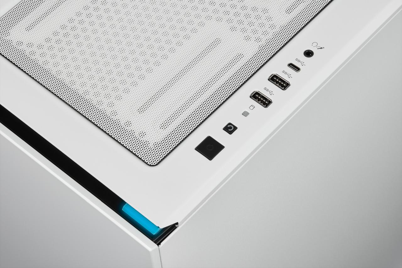 [12/03/2019] Corsair Carbide 678C: 5,25-Zoll-Schacht, Dämmung, Fronttür, Hartglas und USB 3.1 kombiniert (126)