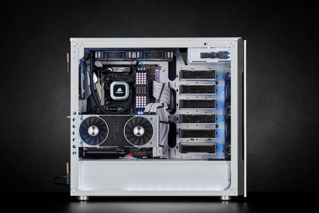 [12/03/2019] Corsair Carbide 678C: 5,25-Zoll-Schacht, Dämmung, Fronttür, Hartglas und USB 3.1 kombiniert (134)