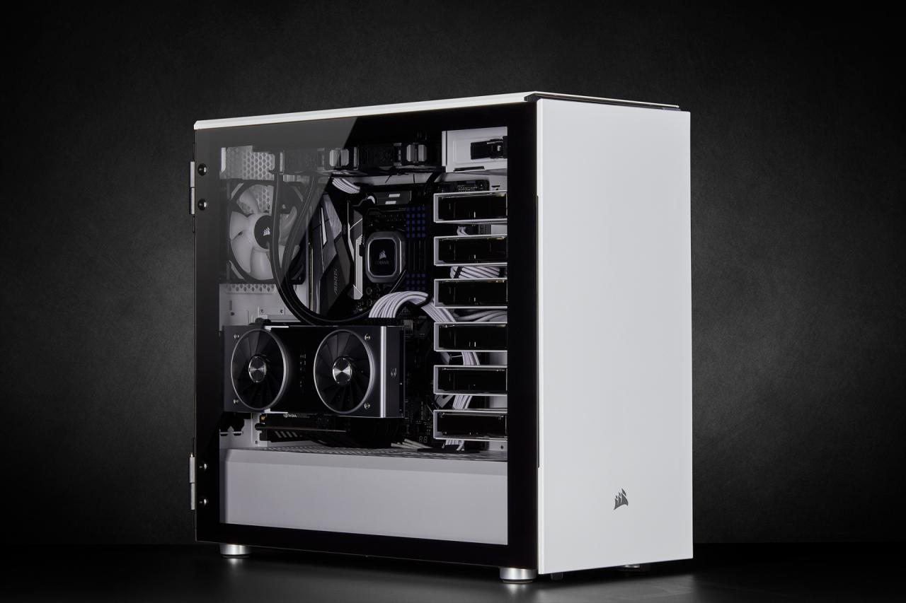 [12/03/2019] Corsair Carbide 678C: 5,25-Zoll-Schacht, Dämmung, Fronttür, Hartglas und USB 3.1 kombiniert (135)