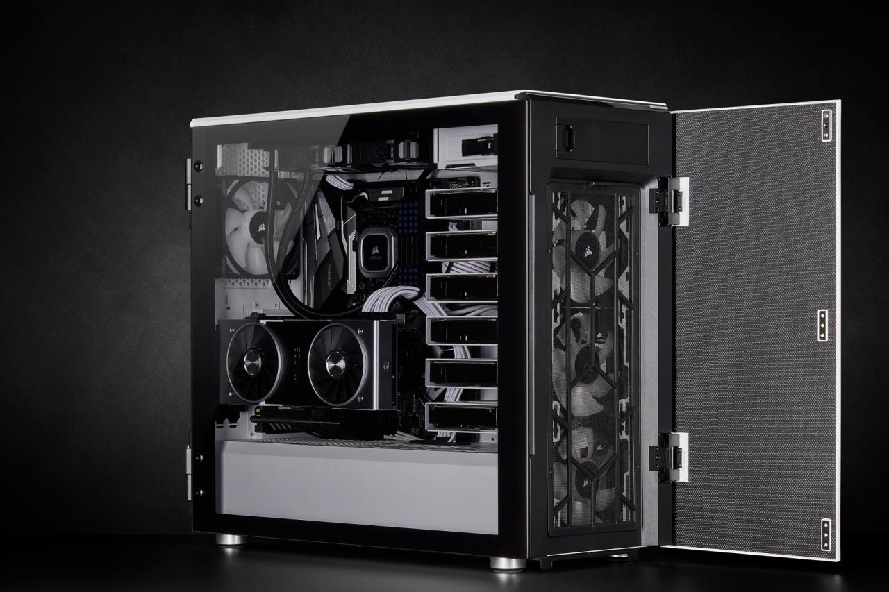 [12/03/2019] Corsair Carbide 678C: 5,25-Zoll-Schacht, Dämmung, Fronttür, Hartglas und USB 3.1 kombiniert (136)