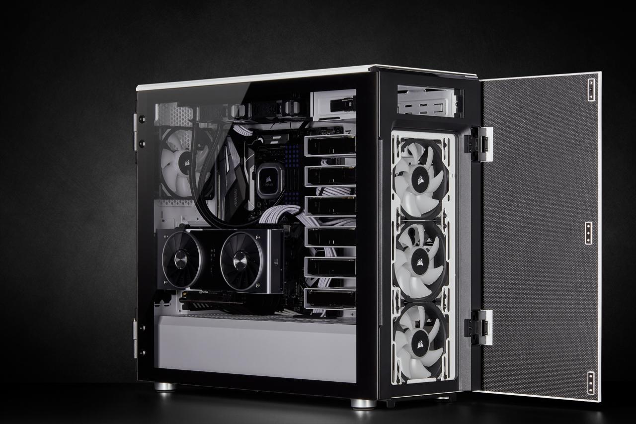 [12/03/2019] Corsair Carbide 678C: 5,25-Zoll-Schacht, Dämmung, Fronttür, Hartglas und USB 3.1 kombiniert (137)