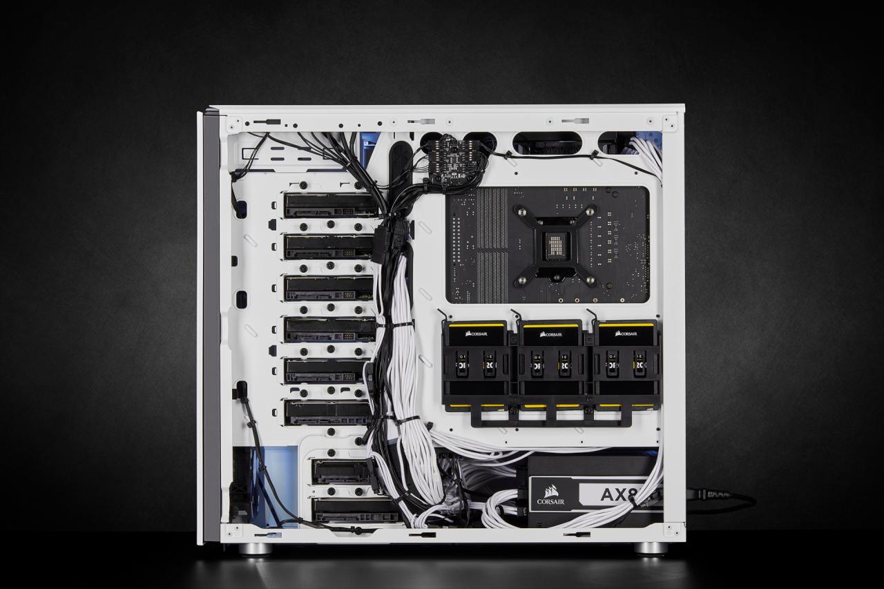 [12/03/2019] Corsair Carbide 678C: 5,25-Zoll-Schacht, Dämmung, Fronttür, Hartglas und USB 3.1 kombiniert (143)