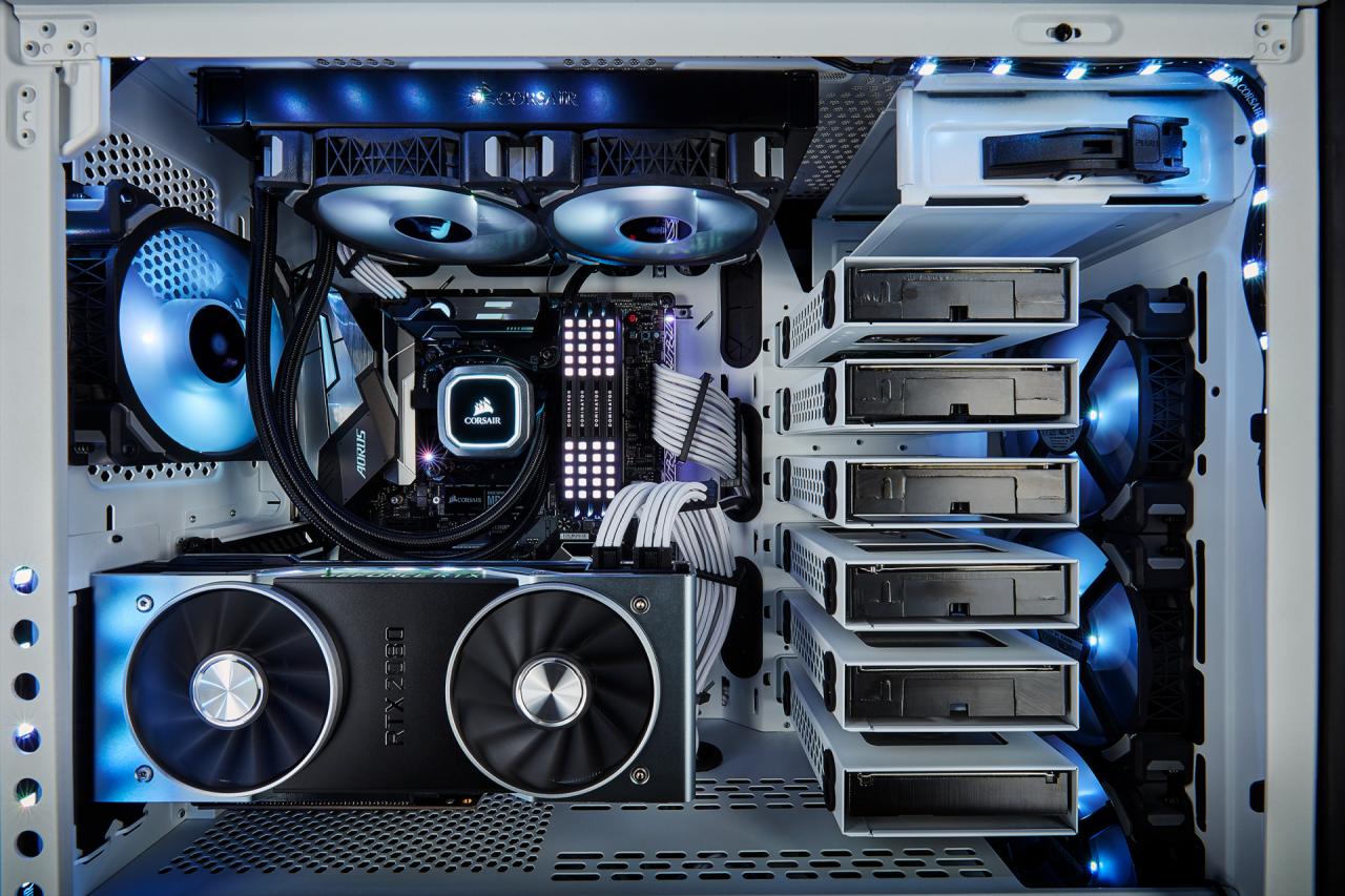 [12/03/2019] Corsair Carbide 678C: 5,25-Zoll-Schacht, Dämmung, Fronttür, Hartglas und USB 3.1 kombiniert (165)