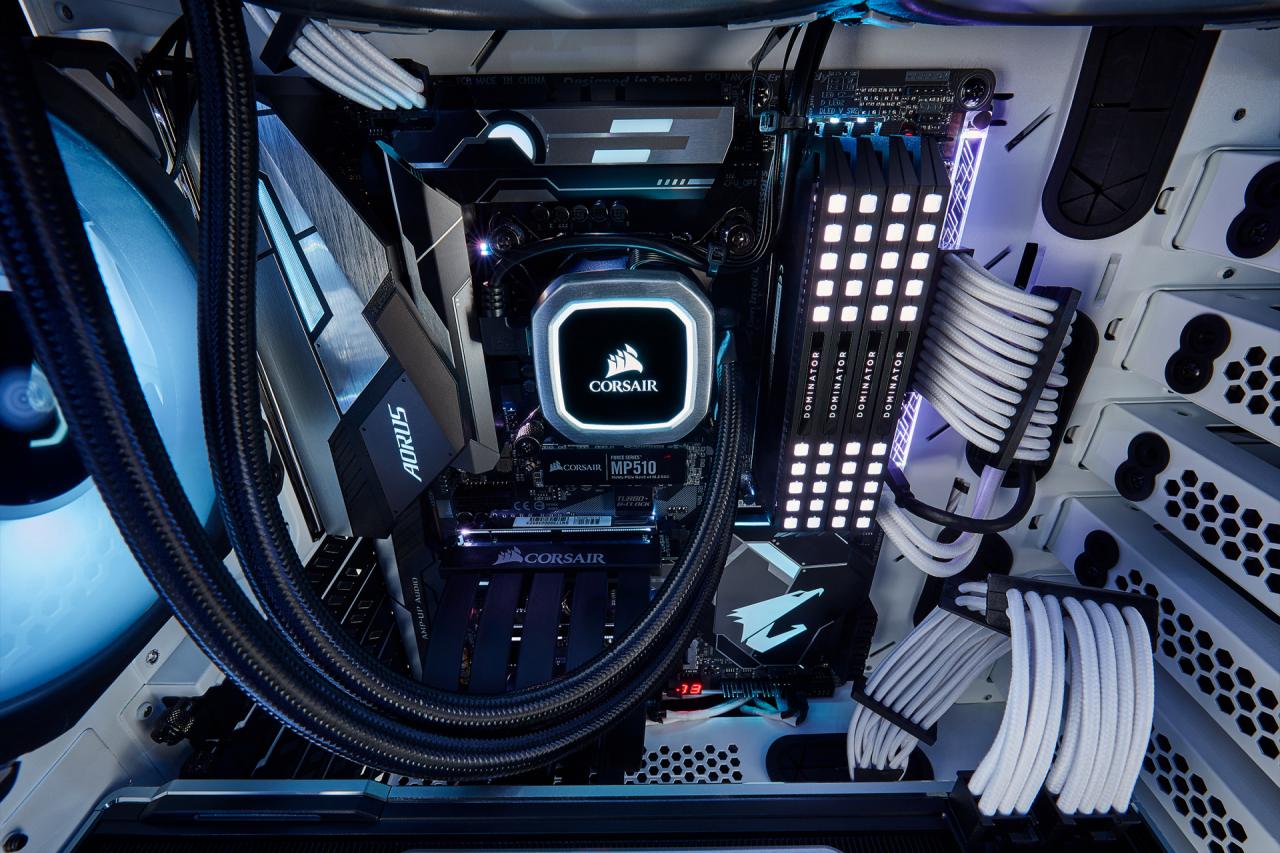 [12/03/2019] Corsair Carbide 678C: 5,25-Zoll-Schacht, Dämmung, Fronttür, Hartglas und USB 3.1 kombiniert (166)