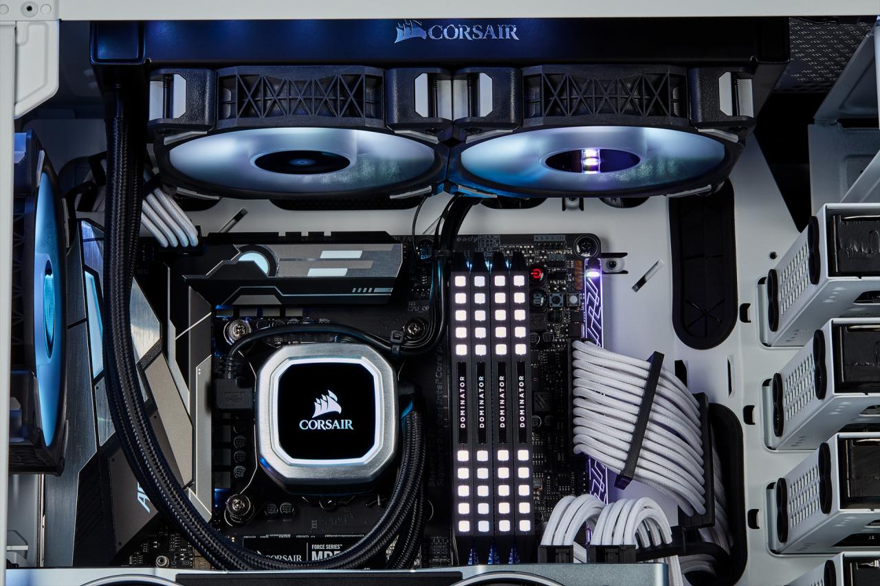 [12/03/2019] Corsair Carbide 678C: 5,25-Zoll-Schacht, Dämmung, Fronttür, Hartglas und USB 3.1 kombiniert (174)
