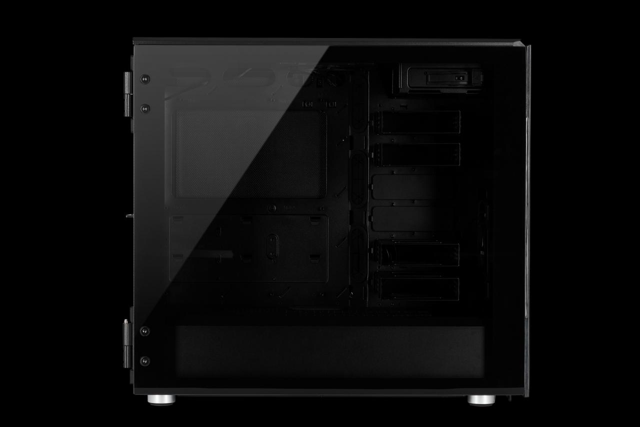 [12/03/2019] Corsair Carbide 678C: 5,25-Zoll-Schacht, Dämmung, Fronttür, Hartglas und USB 3.1 kombiniert (3)