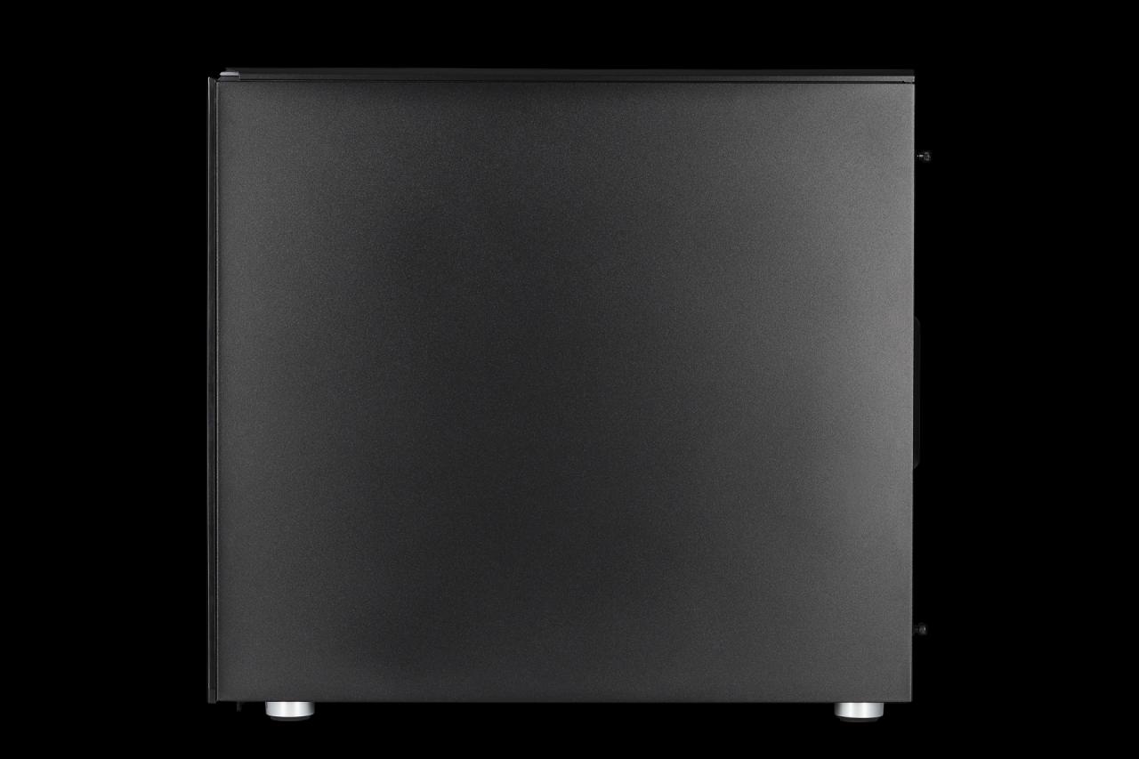 [12/03/2019] Corsair Carbide 678C: 5,25-Zoll-Schacht, Dämmung, Fronttür, Hartglas und USB 3.1 kombiniert (5)