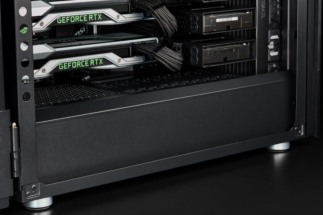 [12/03/2019] Corsair Carbide 678C: 5,25-Zoll-Schacht, Dämmung, Fronttür, Hartglas und USB 3.1 kombiniert (68)