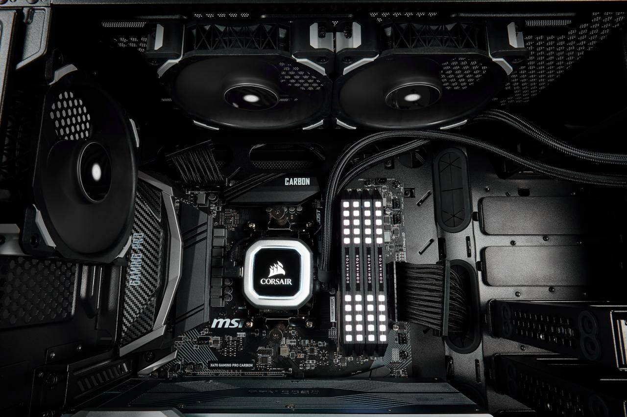 [12/03/2019] Corsair Carbide 678C: 5,25-Zoll-Schacht, Dämmung, Fronttür, Hartglas und USB 3.1 kombiniert (79)