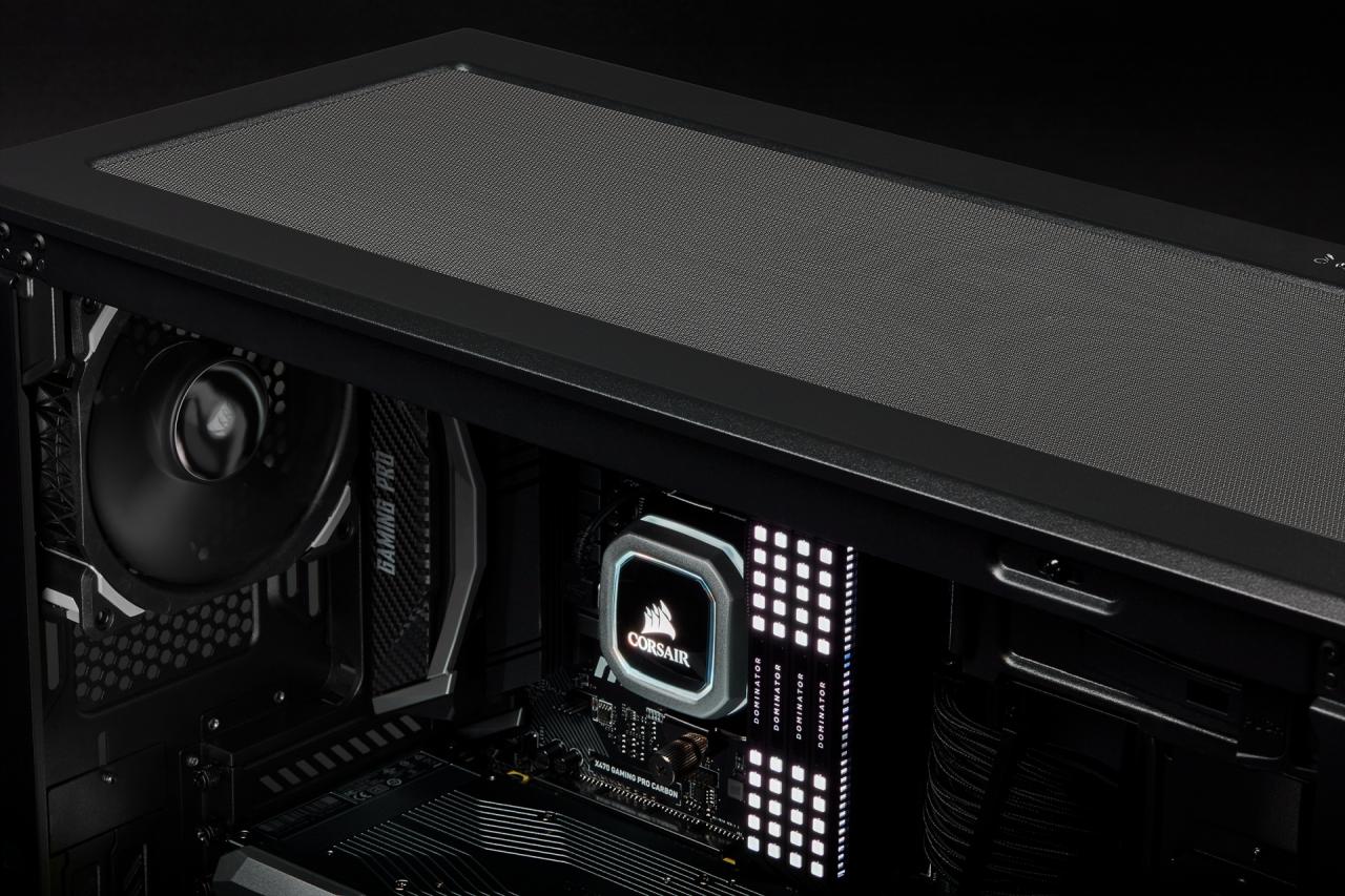 [12/03/2019] Corsair Carbide 678C: 5,25-Zoll-Schacht, Dämmung, Fronttür, Hartglas und USB 3.1 kombiniert (83)
