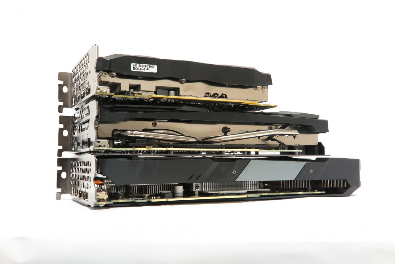 [15/03/2019] Die drei GTX-1660-Herstellerdesigns in der Seitenansicht: Die Zielsetzungen sind offensichtlich. Nur Zotac (ganz oben) trifft knapp den Einstiegspreis für die GTX 1660 (ca. 230 Euro).