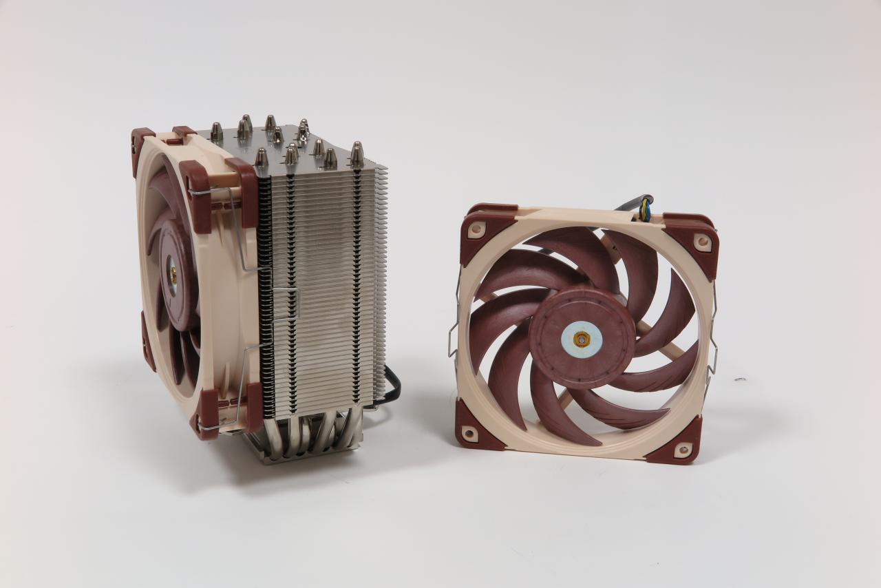 [28/03/2019] Noctua NH-U12A: Im Handbuch schlägt Noctua vor, den zweiten NF-A12x25 als Gehäuselüfter einzsetzen.