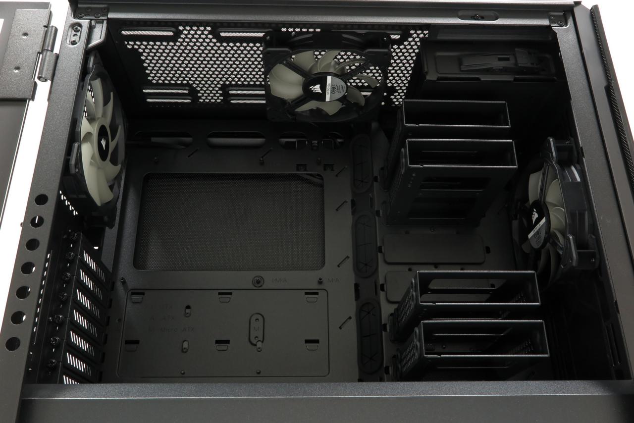 [11/03/2019] Corsair Carbide 678C: Corsairs neues Edelgehäuse mit geringer Geräuschkulisse im Test (9)