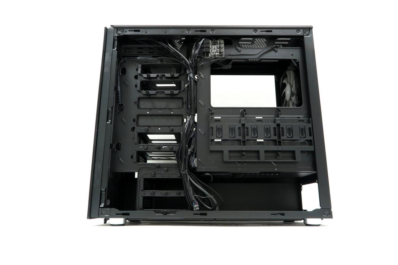[11/03/2019] Corsair Carbide 678C: Corsairs neues Edelgehäuse mit geringer Geräuschkulisse im Test (15)