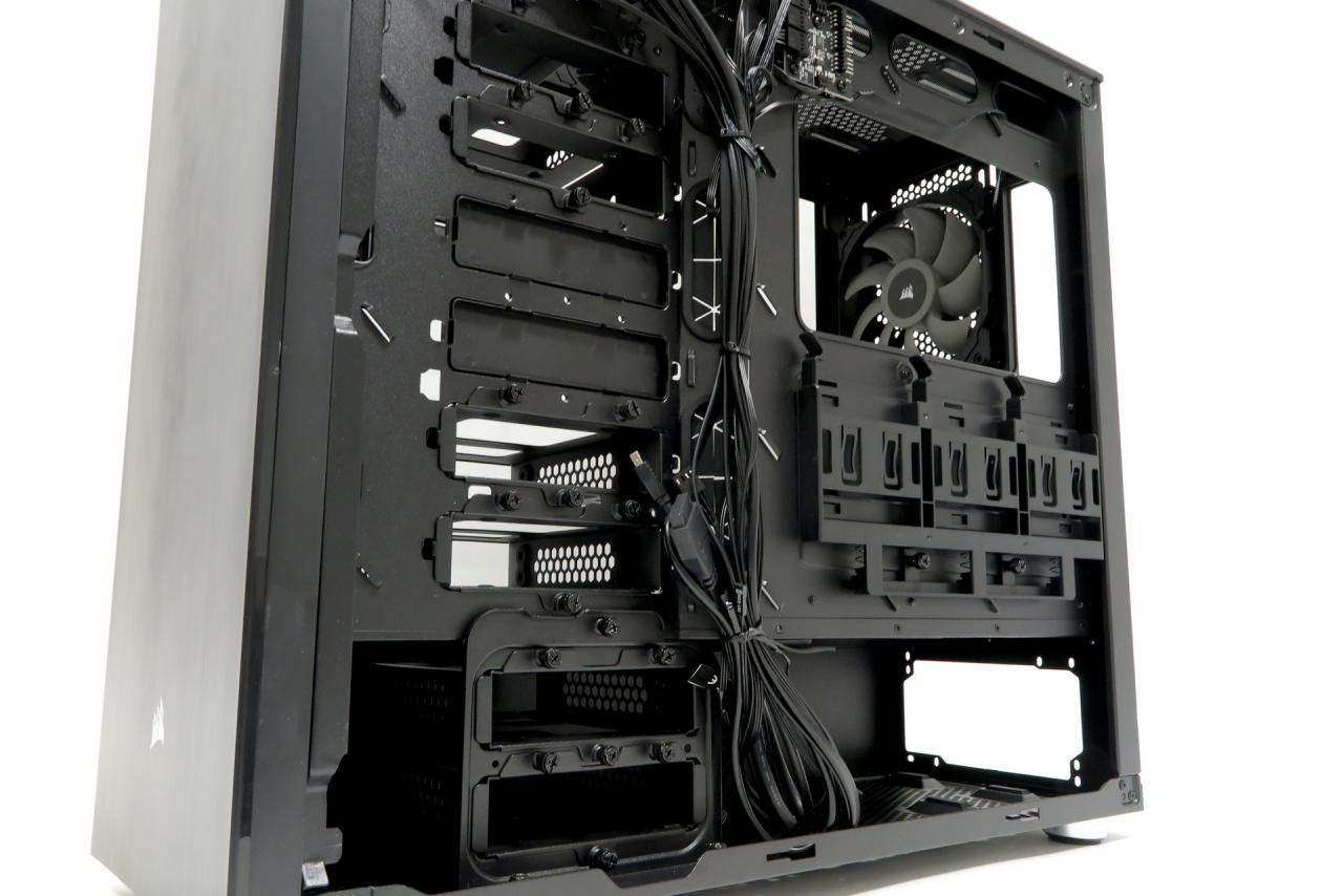 [11/03/2019] Corsair Carbide 678C: Corsairs neues Edelgehäuse mit geringer Geräuschkulisse im Test (18)