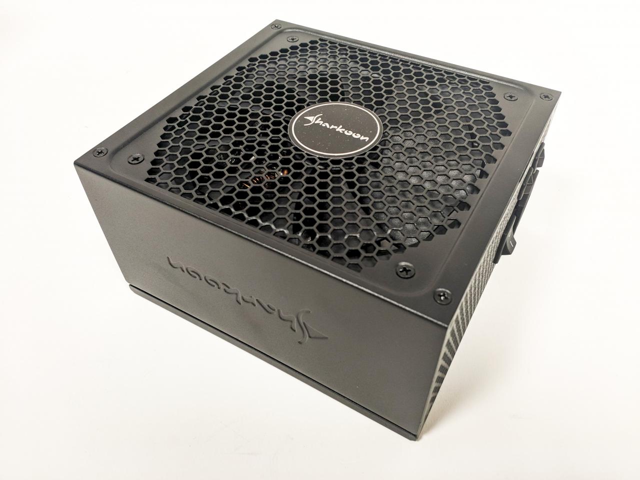 [07/04/2019] Sharkoon Silentstorm Cool Zero 650 Watt im Test (4)