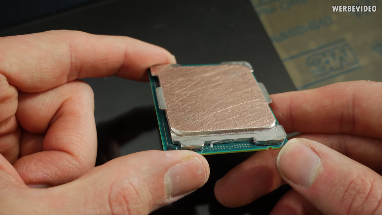 [05/04/2019] Kratzer im CPU-Heatspreader: der8auer misst die Temperaturunterschiede (2)