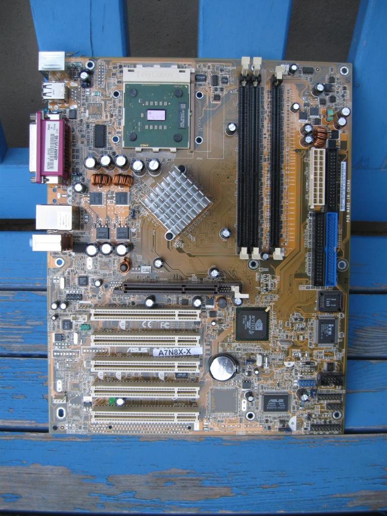 [06/04/2019] Update vom 07.04.2019: Mainboard von Poulton