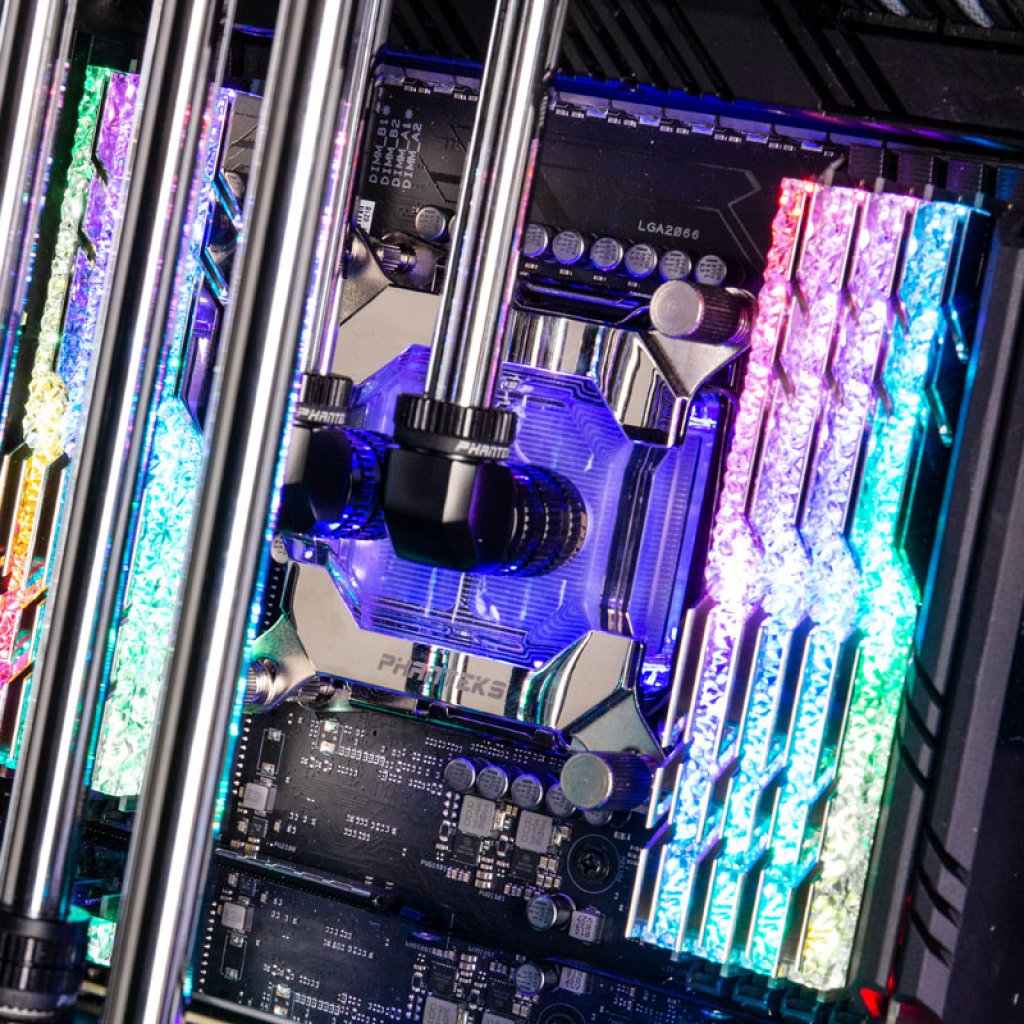 [29/05/2019] 8Pack Supernova XL: Neuer Luxus-PC für 17.000 Euro vorgestellt (5)