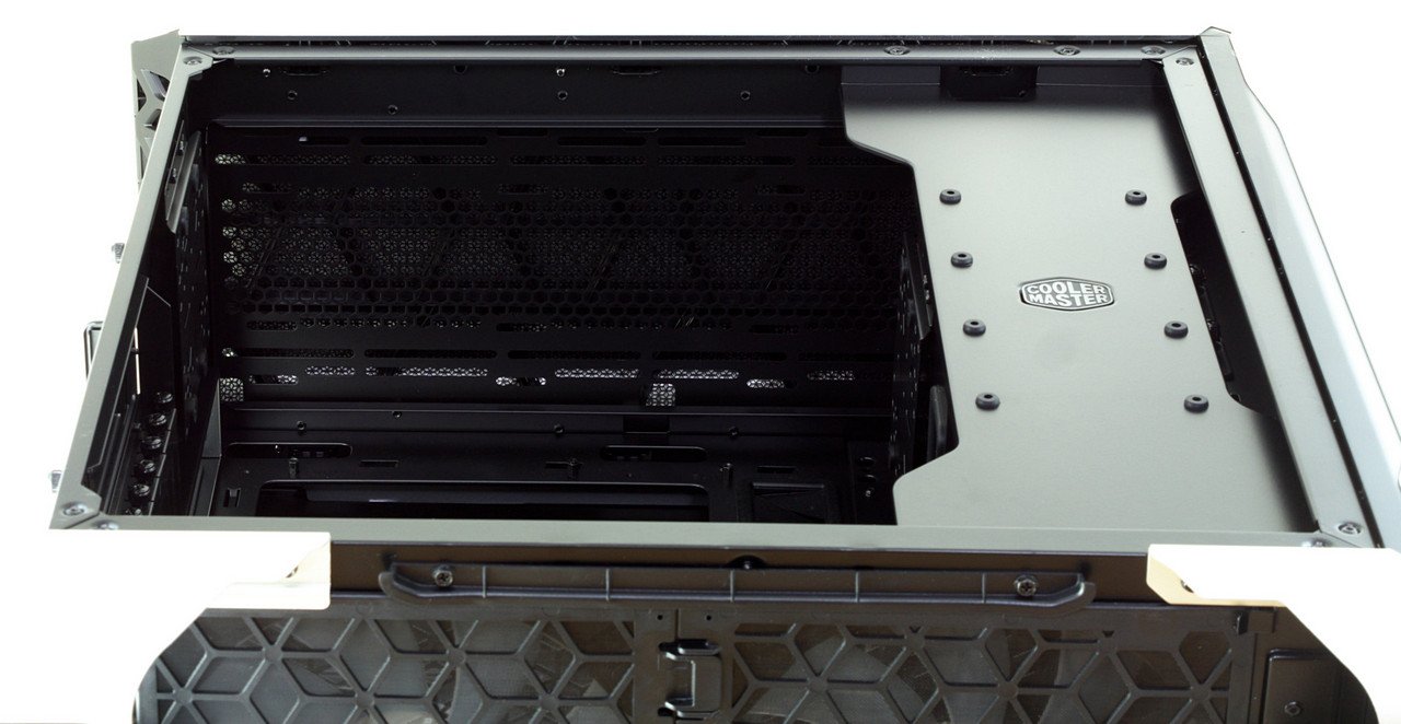 [21/05/2019] Cooler Master Mastercase SL600M (18)