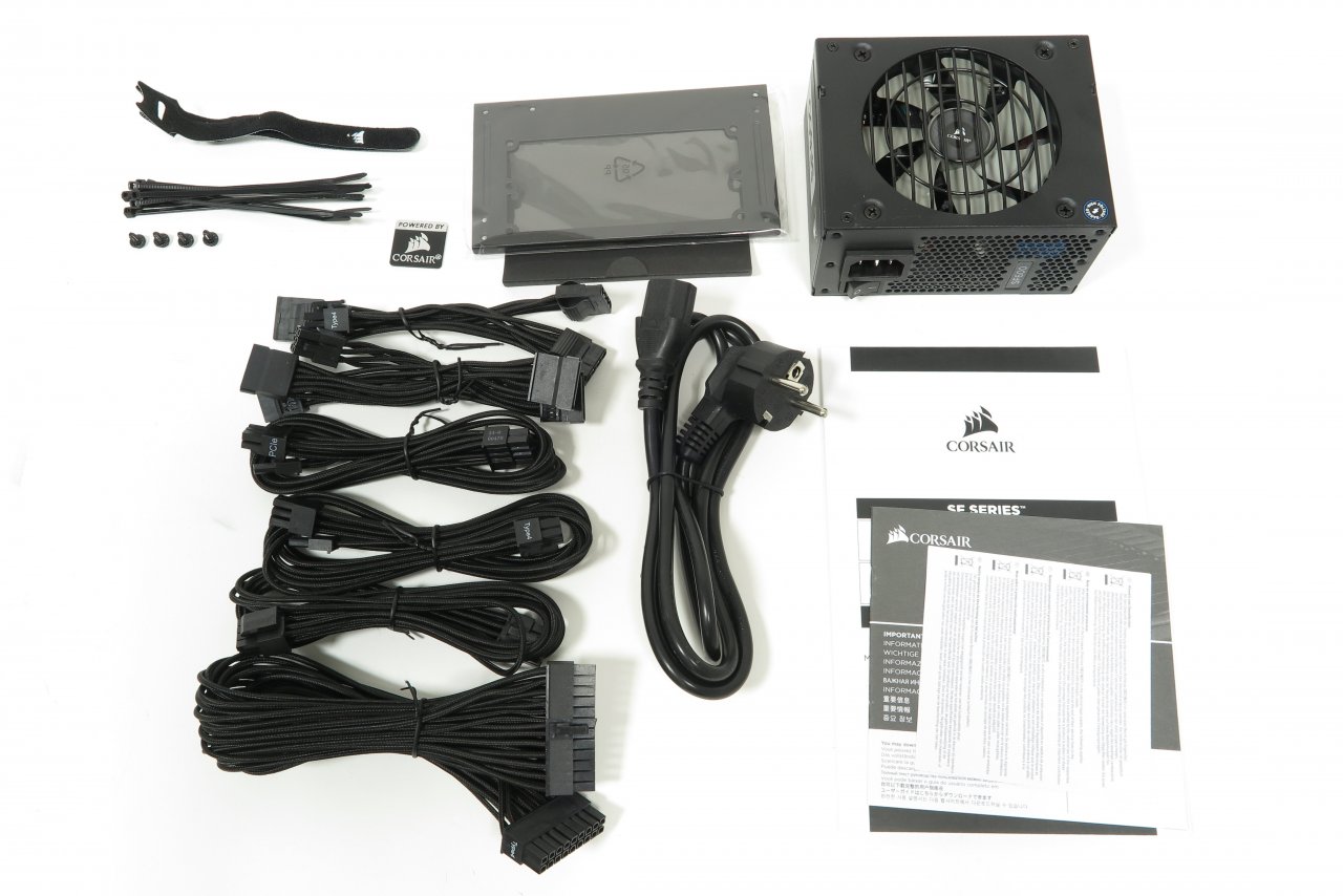 [26/06/2019] Corsair SF600 Platinum im Test: Ausstattung