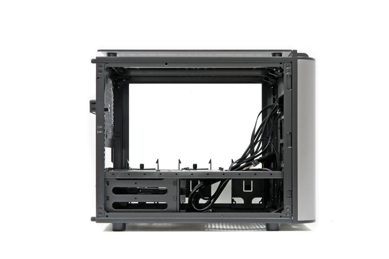 [06/06/2019] Thermaltake Level 20 VT: Innenraum (Volumen: 49,4 Liter)