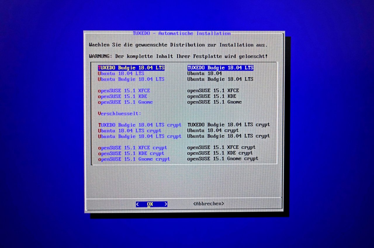 [03/07/2019] Die einzige Nutzereingabe besteht aus der Wahl der zu installierenden Linuxdistribution.